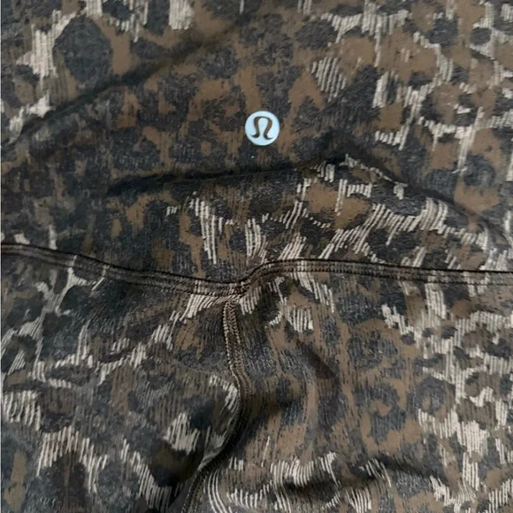 Lululemon Align Leggings - Picture 9 of 10